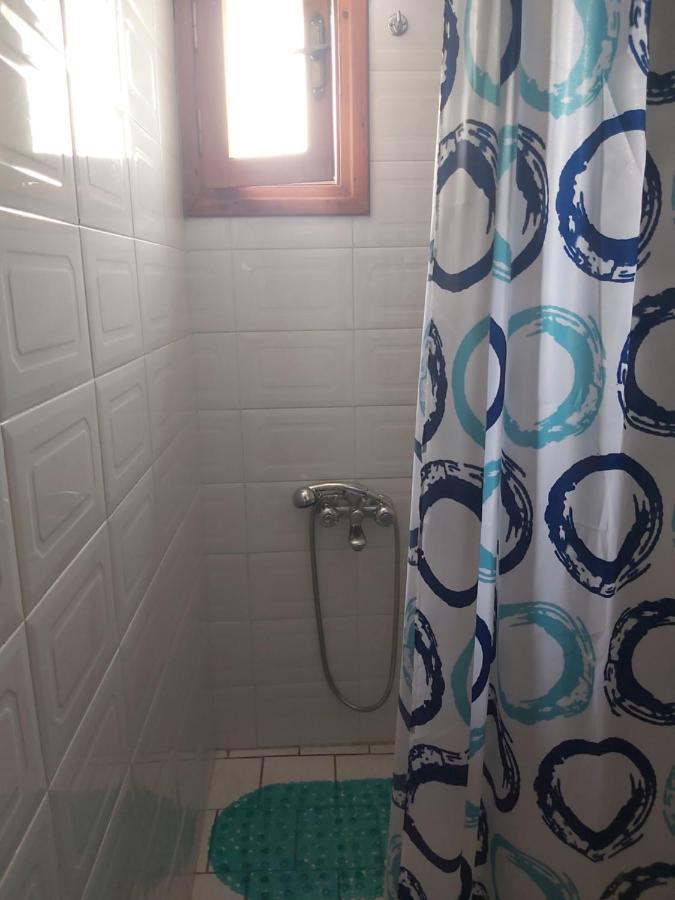 Voula Pansion Hotell Kardhamili Exteriör bild